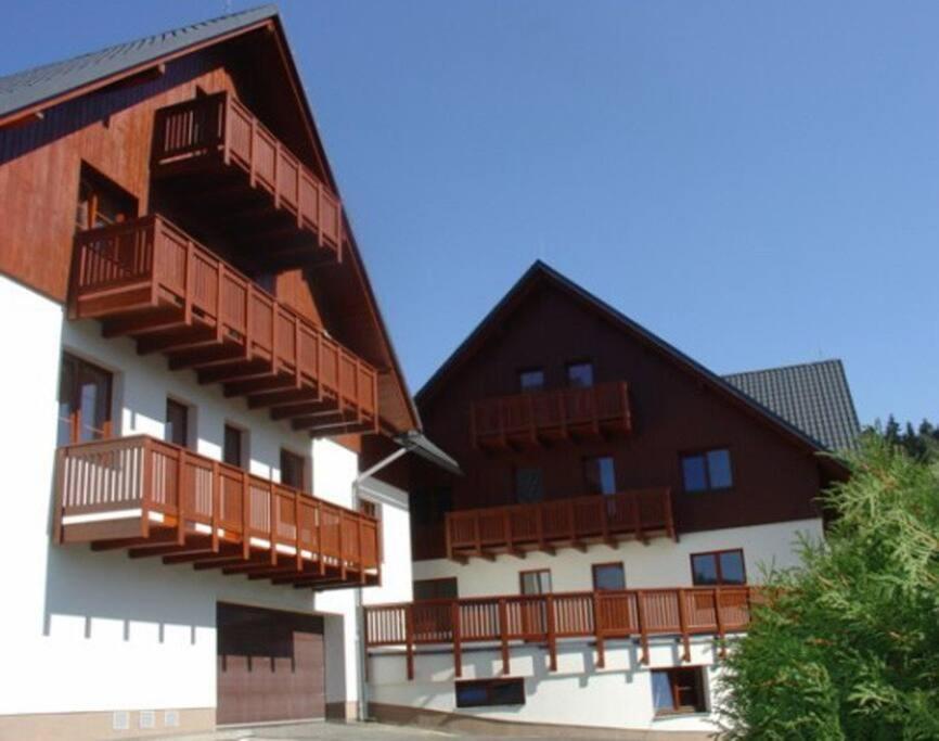 Apartman Mila Eterna II Рокитнице над Ийзероу Екстериор снимка